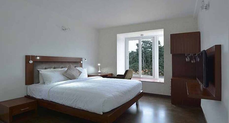 Zip Rooms Ss Suites, Bangalore 1